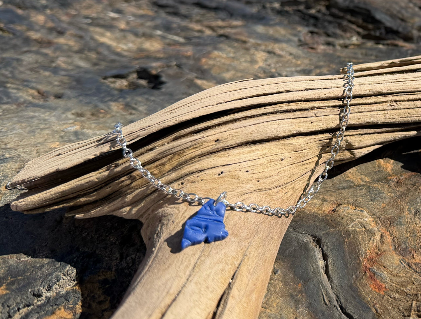 Maine Pendant Necklace