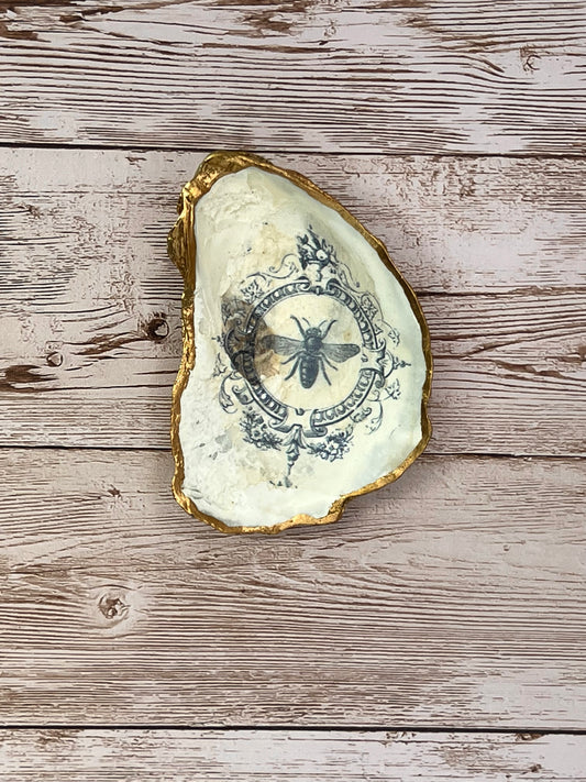 Medium Oyster Shell Ring Dish with Bee