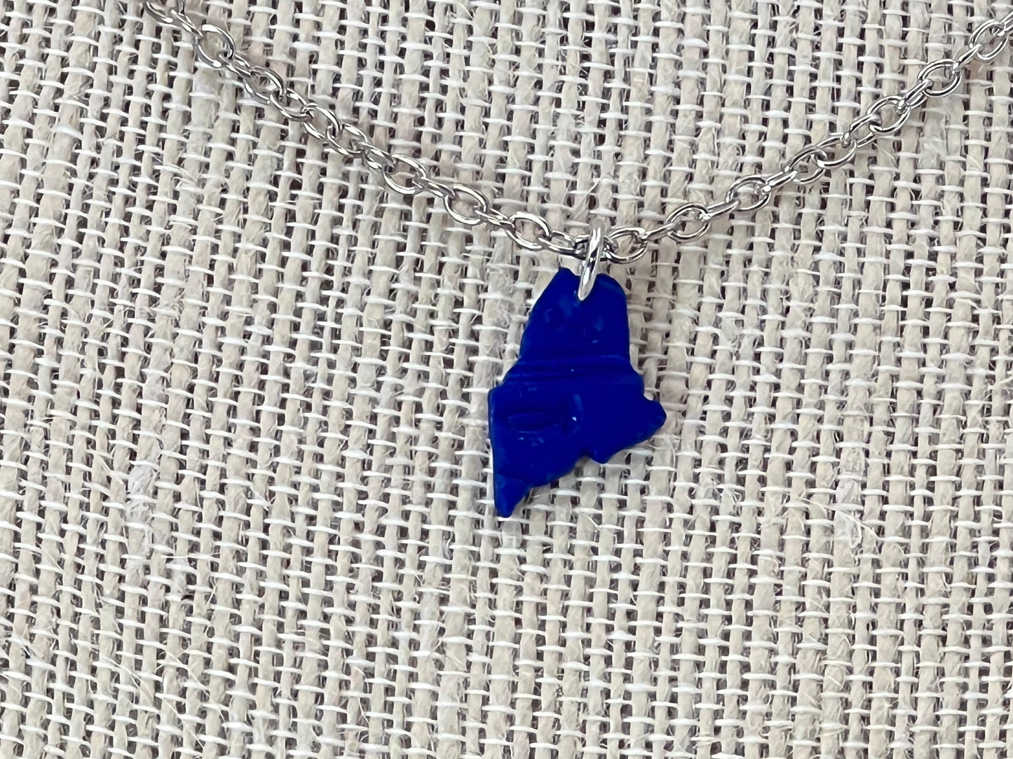 Maine Pendant Necklace